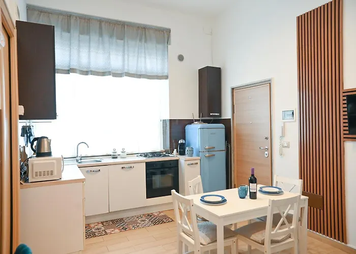 Gessica -nonna Tetta Chic مونوبولي